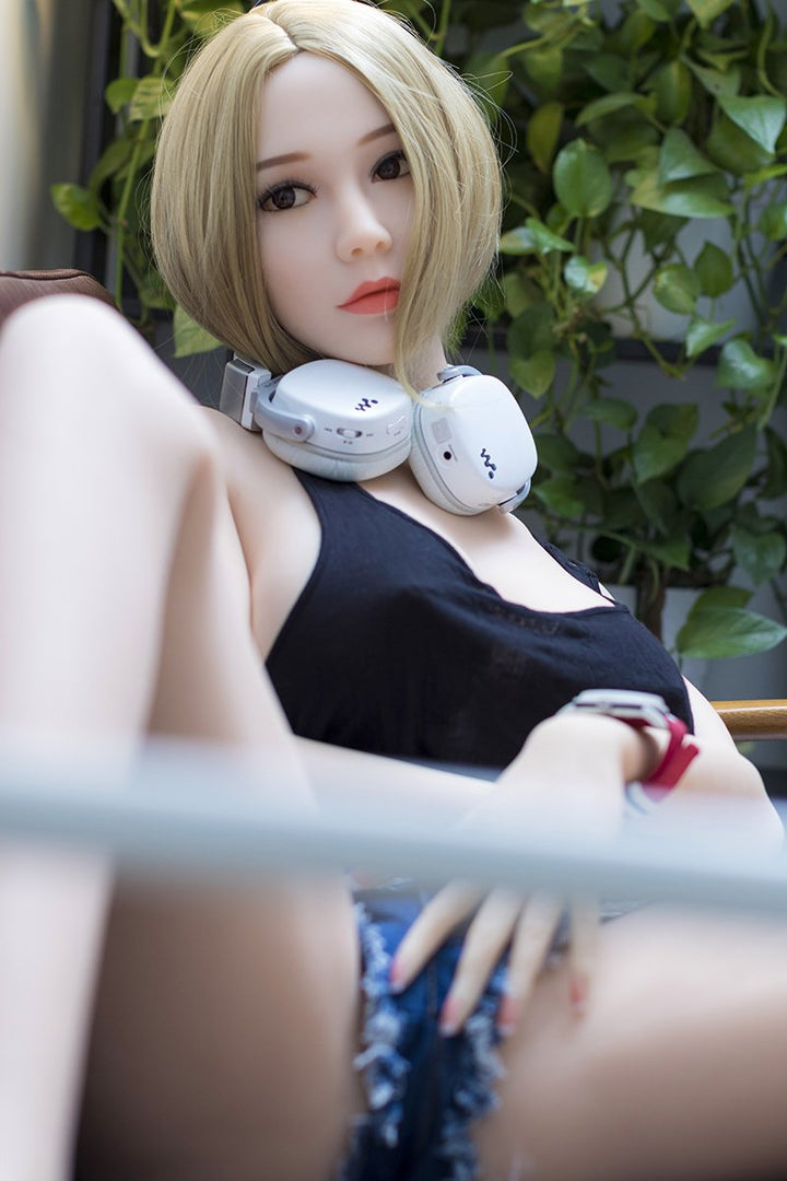 Meet Sex Doll Gwendolyn - 168cm E Cup WM Doll - Only at SexDolls.com Meet Sex Doll Gwendolyn - 168cm E Cup WM Doll - Only at SexDolls.com